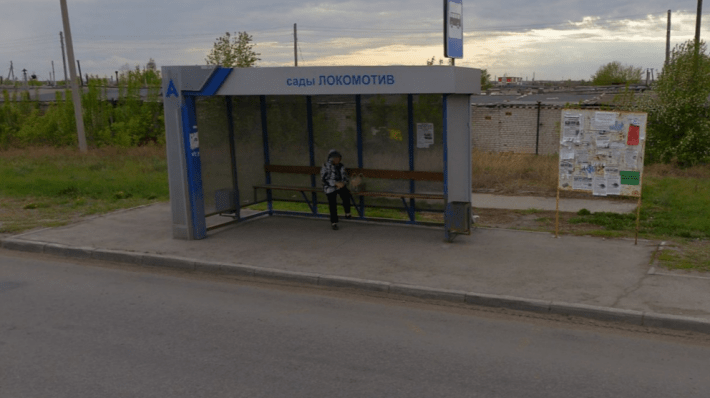 E033bus Сады Локомотив (в центр)