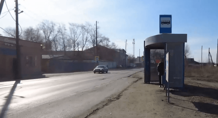 N040bus Комиссаров (в центр)