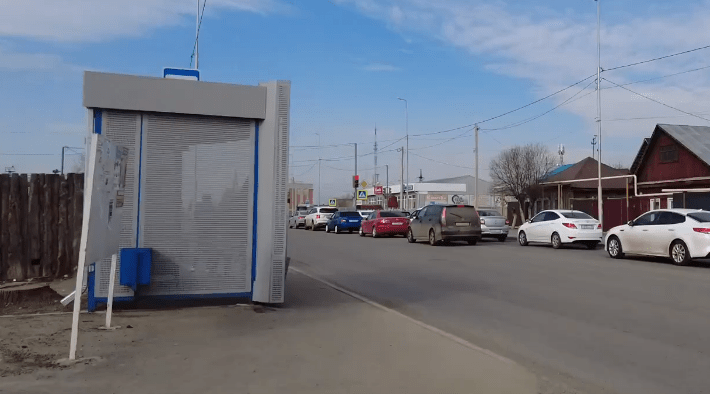 W027bus Новаторов (в центр)